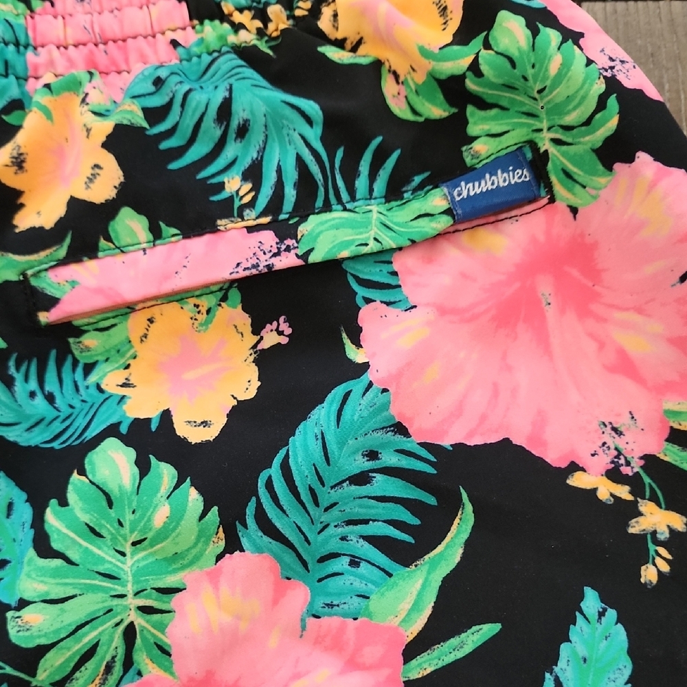 Chubbies Midnight Flowers Tropical Print Swim Shorts Mens XL - Picture 4 of 4